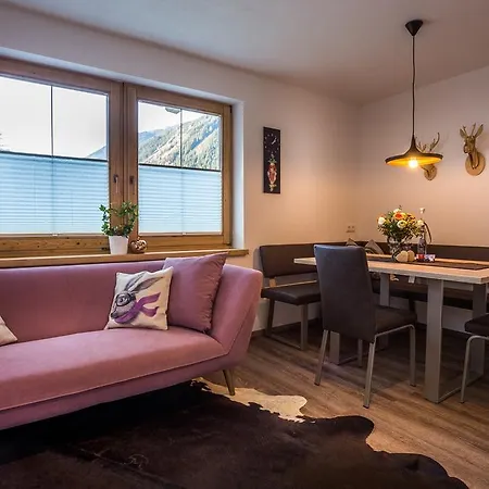 Alpen Beletage Appartement Mayrhofen